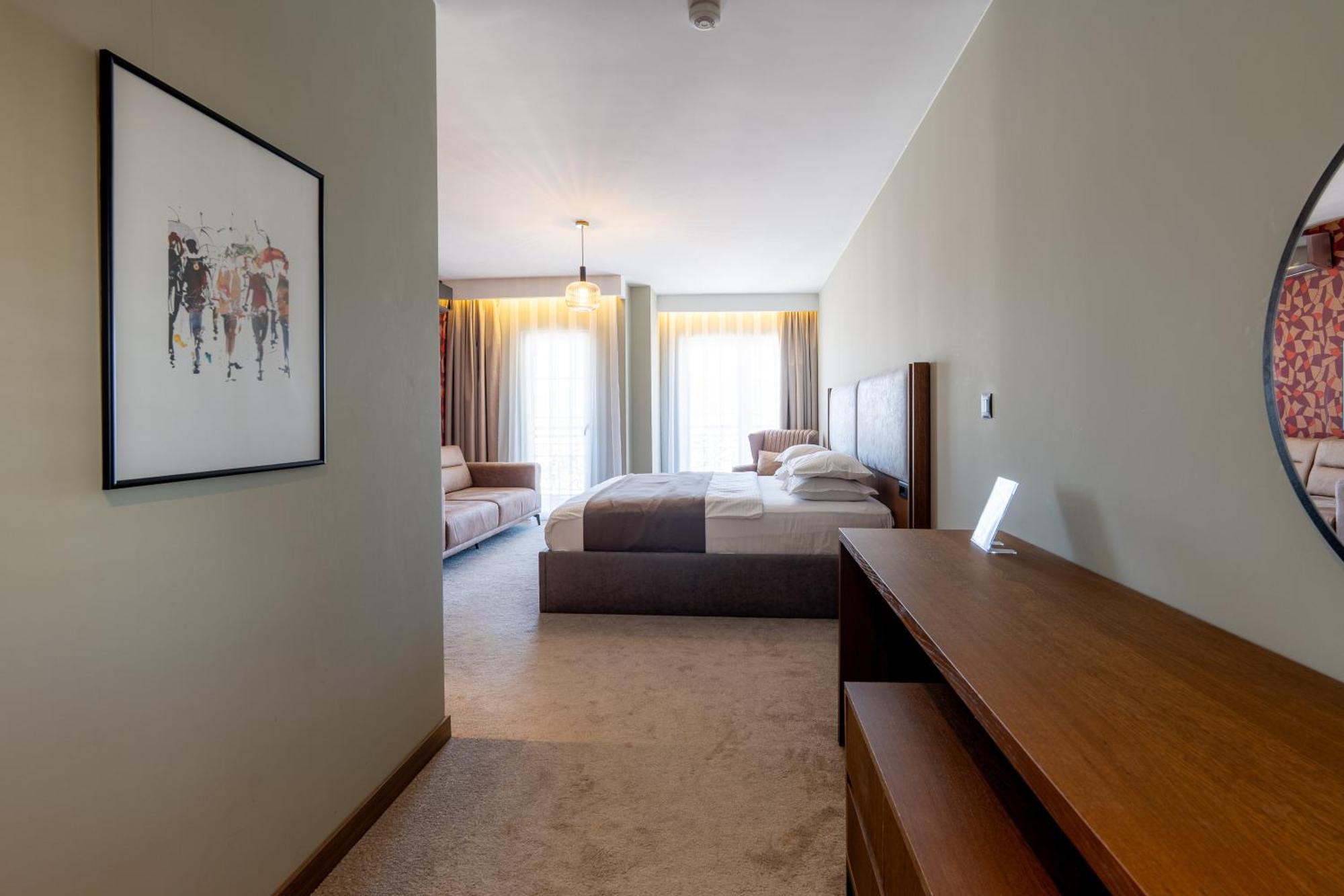 Downtown Apartments Pristina Exterior foto