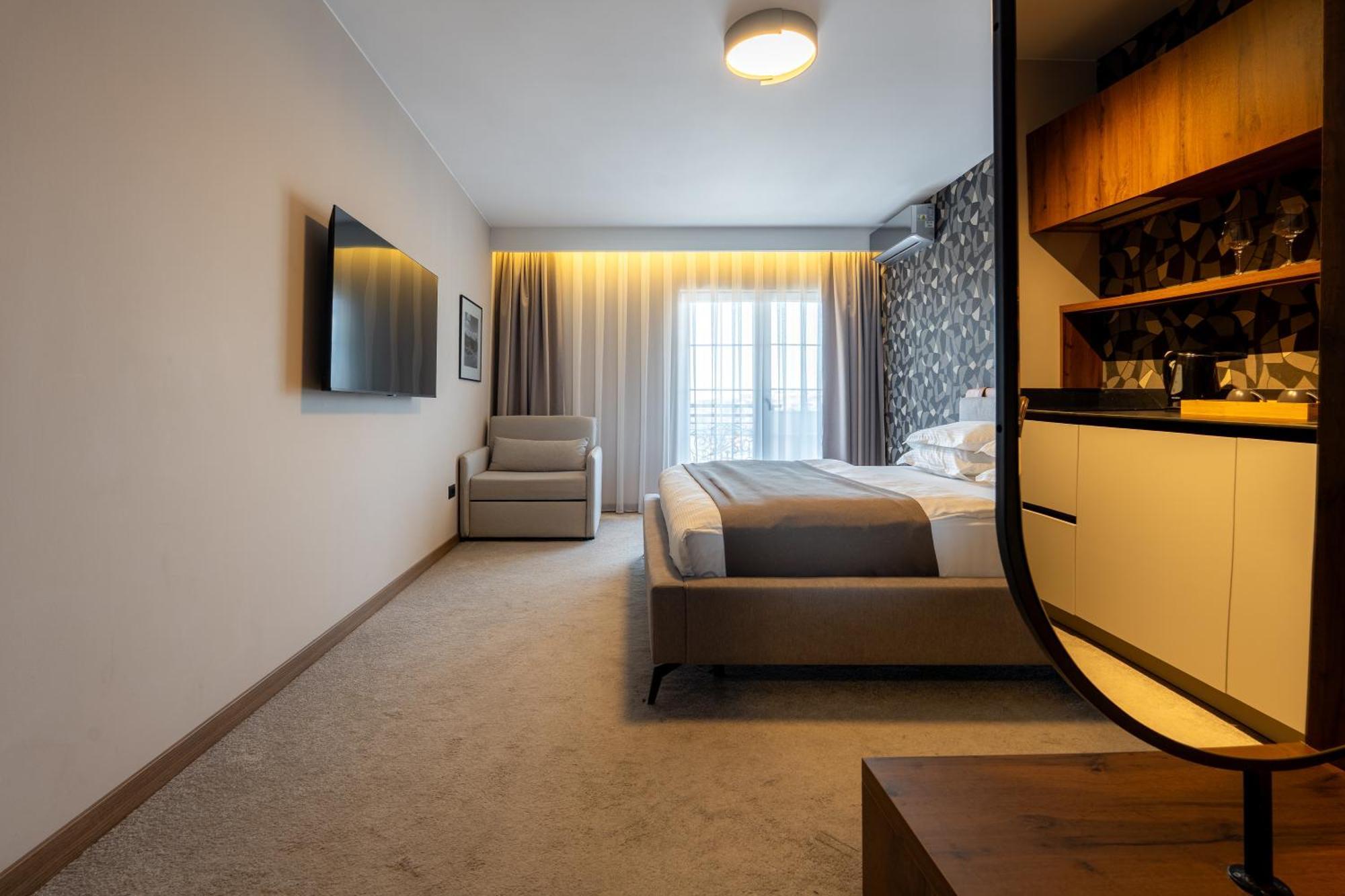 Downtown Apartments Pristina Exterior foto